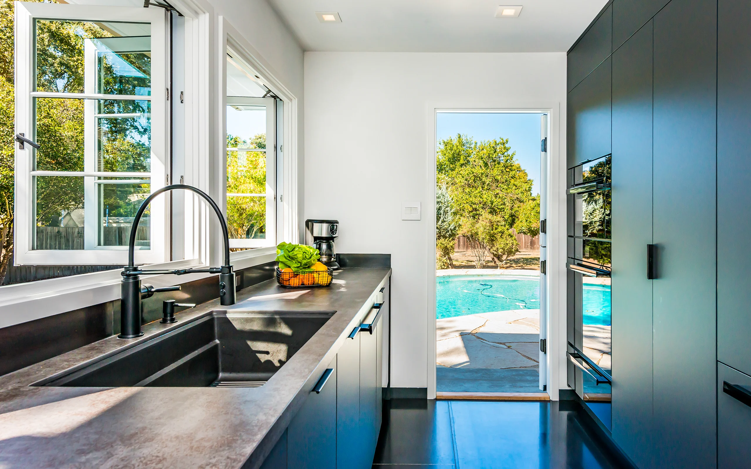 Gray modern minimalist kitchen, Danville ca 001