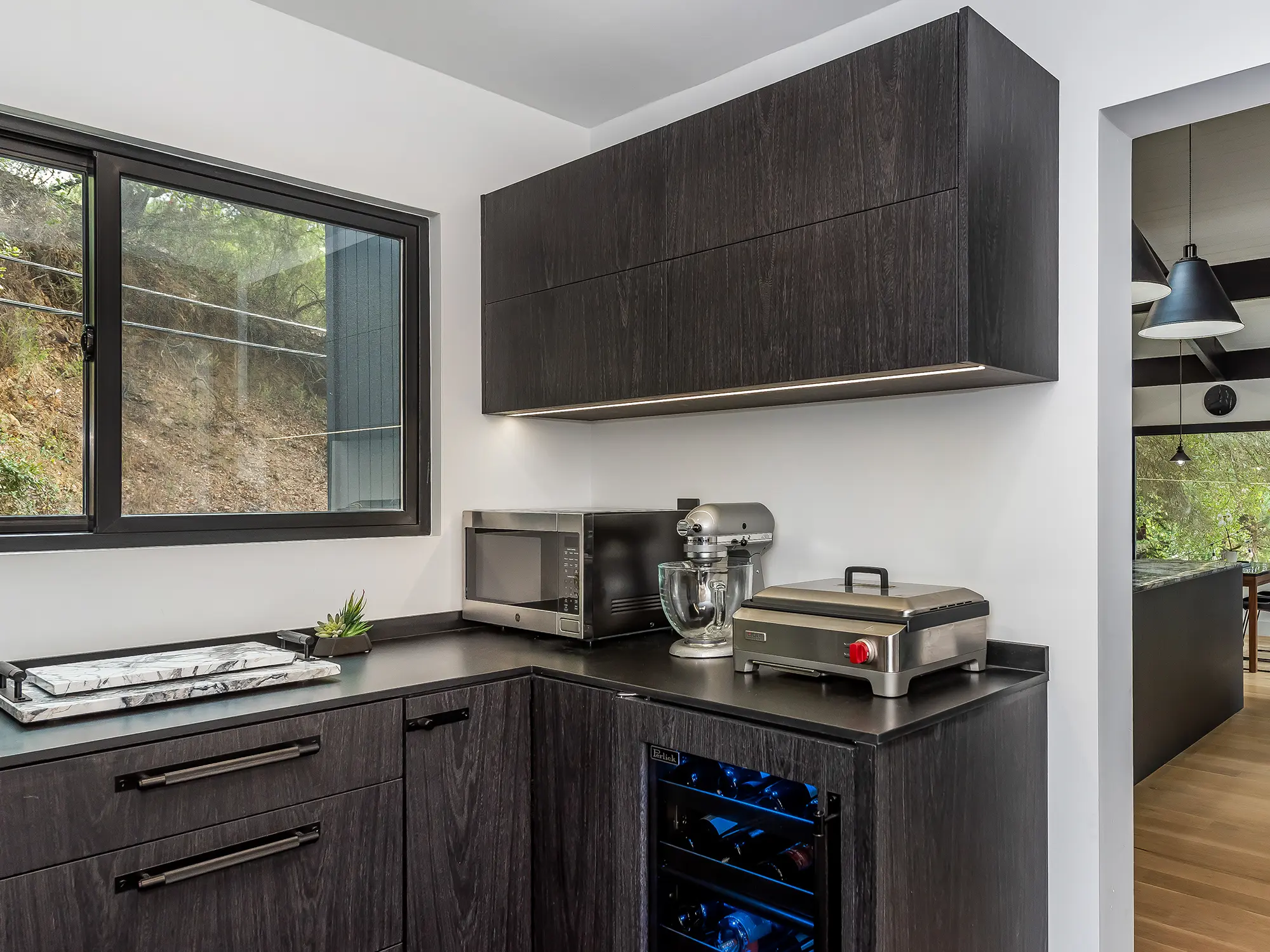 Modern dark kitchen, Oakland ca 023