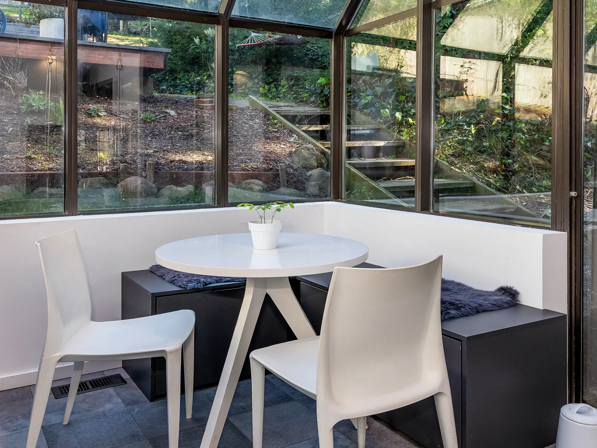 Modern kitchen with sunroom breakfast nook, Berkeley ca 020