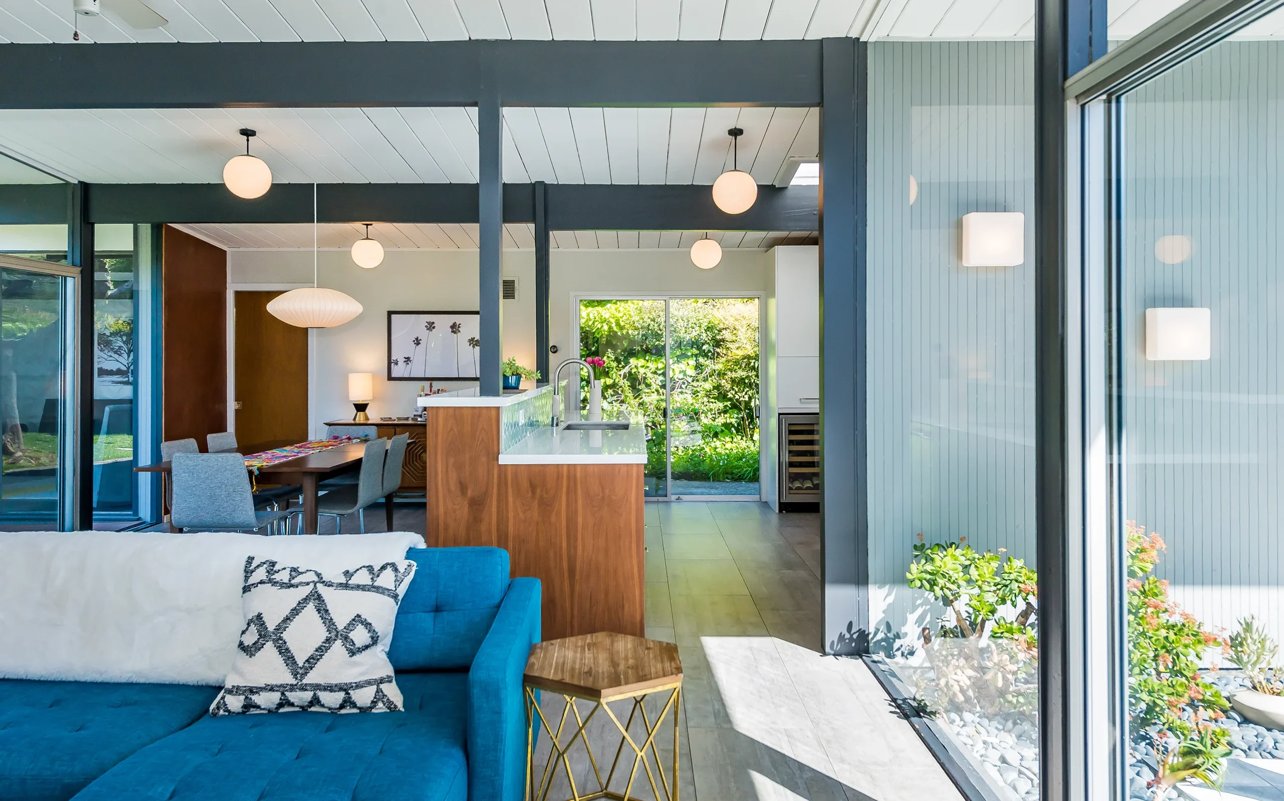 Modern minimalist kitchen view from living area, San Rafael Eichler 015