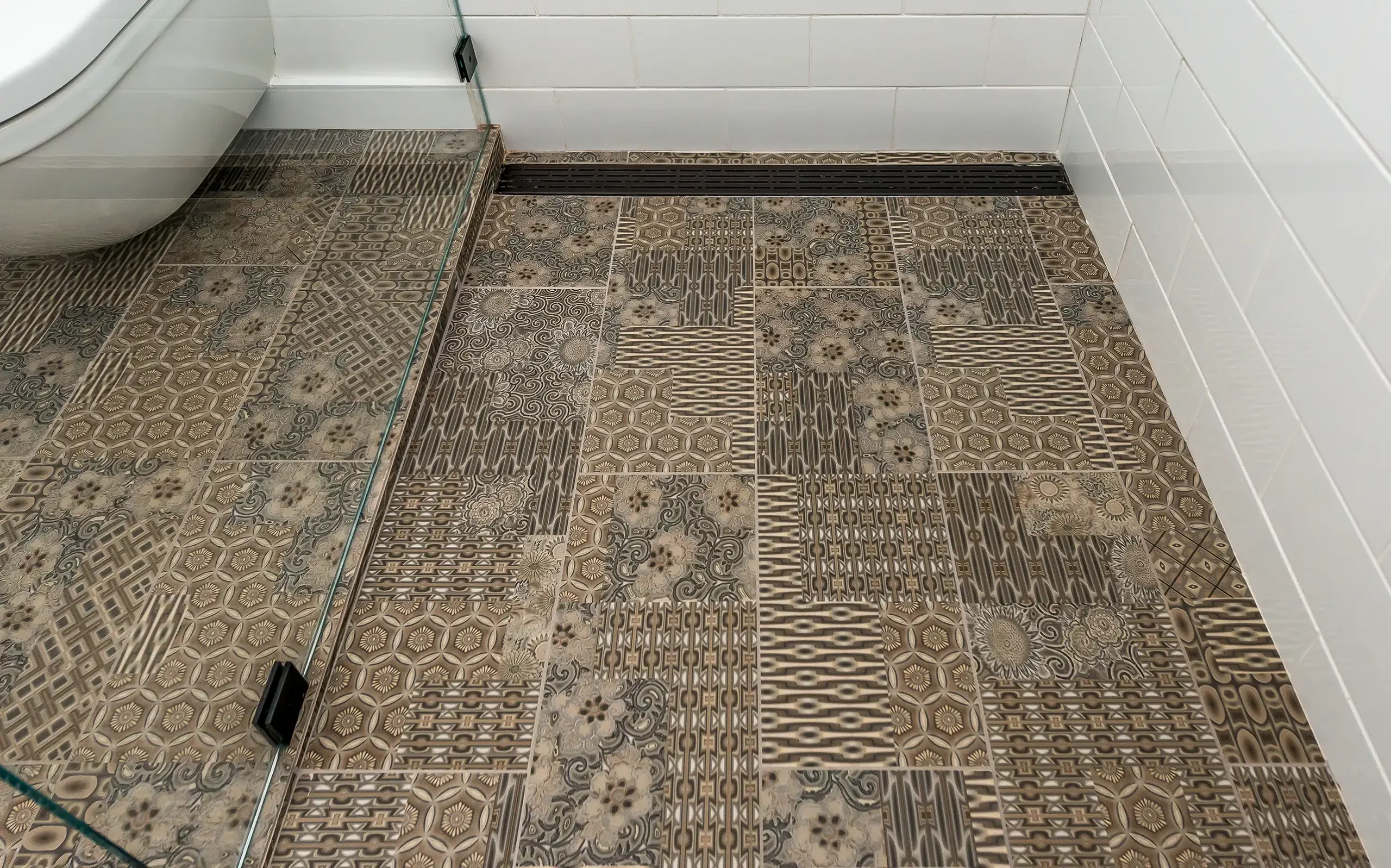 Shower tiles details victorian modern bathroom, san Francisco ca 014